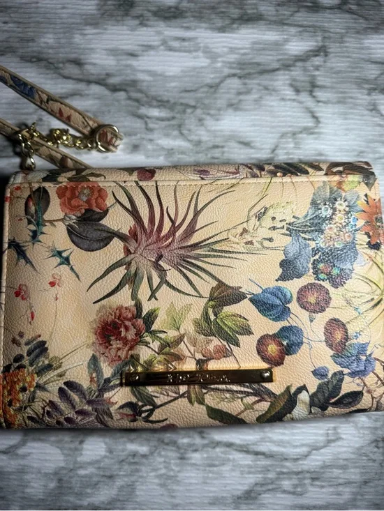 Betsey Johnson Floral Print Crossbody Bag purse with Bow Gold Chain - Picture 2 of 7